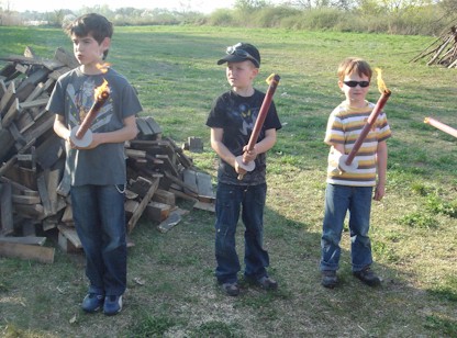 Die Fackeln werden entzündet