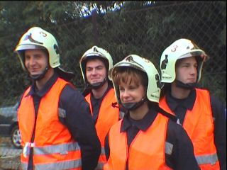 Alarmausfahrt aus dem gerätehaus Mitschurinstraße