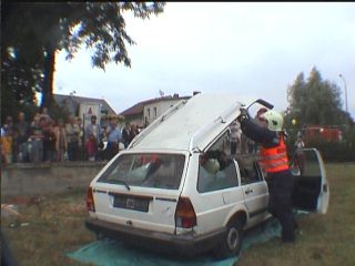 Einweisung der Kameraden kurz vor der Übung