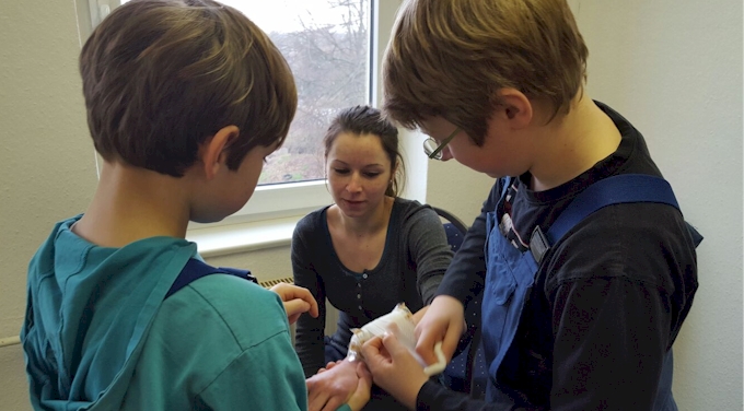 Sanitätsausbildung der Jugendfeuerwehr 2016